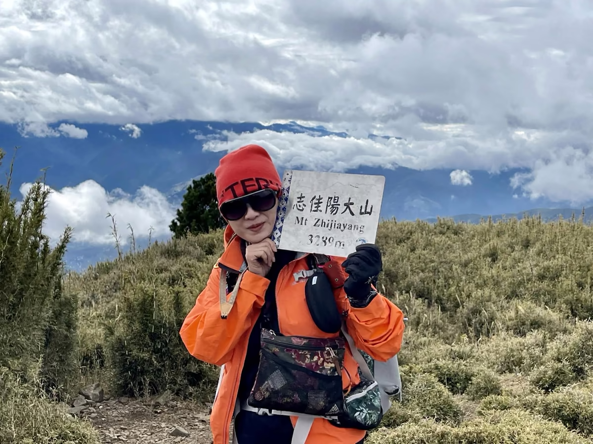雪山山系志佳陽大山登山視野